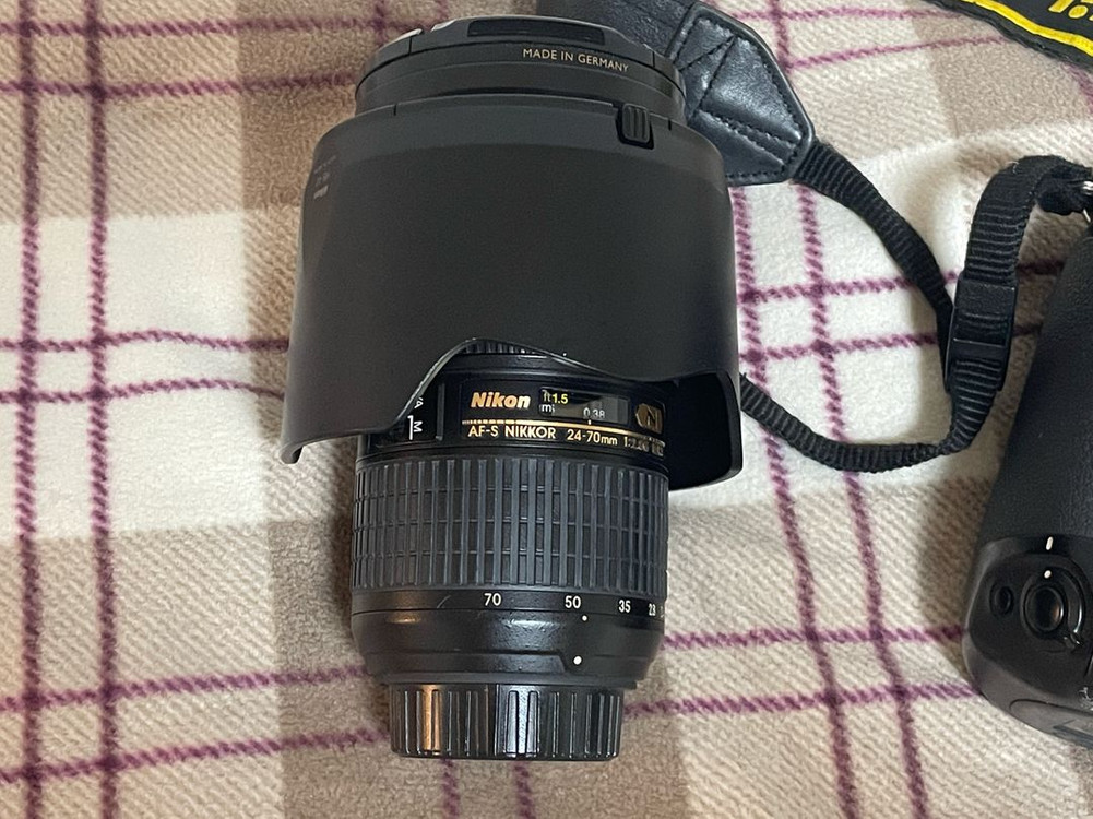 니콘 dslr D5 (24-70렌즈, 메모리카드 포함) 이미지