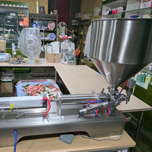 고점도 액상충진기