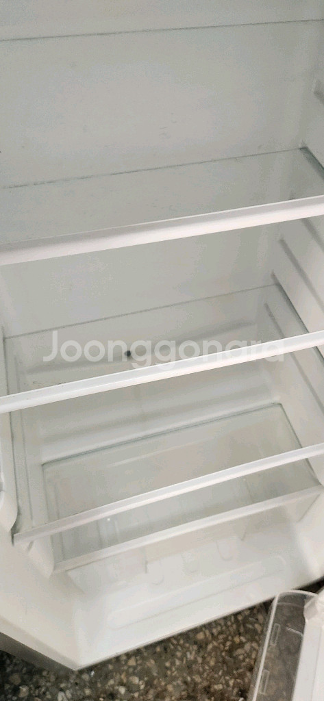 2021구매1등급170리터급 냉장고 근처는가져다드려요--3