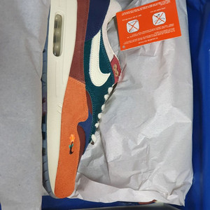 나이키 맥스 카시나 275