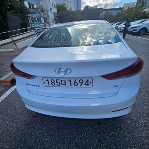 2018년 10월 AD 아반테 팝니다