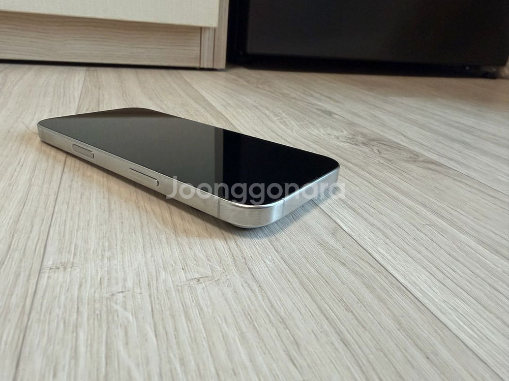 아이폰 16 Pro 256GB 화이트 티타늄--14
