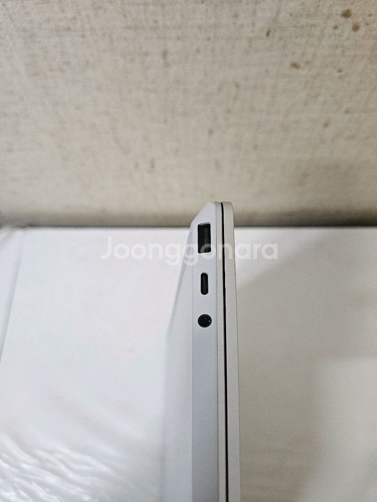 서피스 랩탑 고3 12세대 I5 8G 256G--3