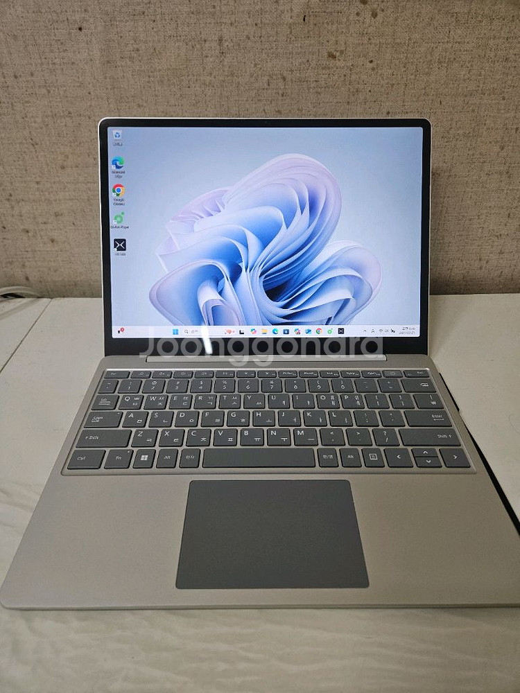 서피스 랩탑 고3 12세대 I5 8G 256G--0