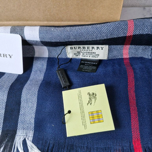 버버리뷰티 gift 머플러