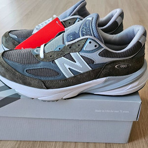 뉴발란스 990V6