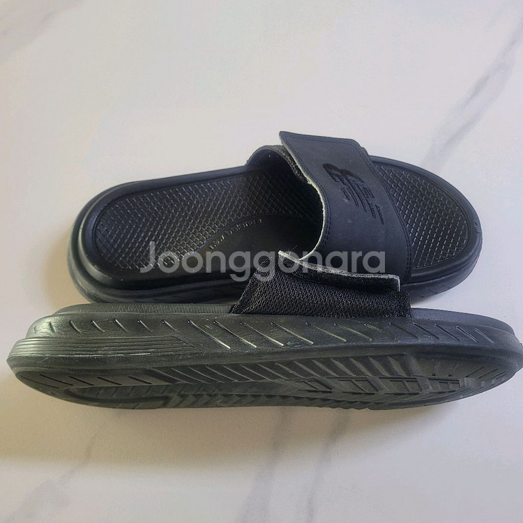뉴발란스 슬리퍼--1