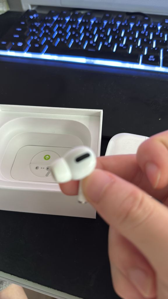 에어팟 프로1 오른쪽 유닛 팔아요--1