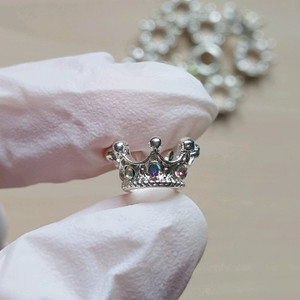 큐빅 왕관 비즈