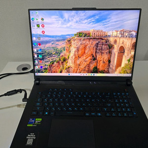 ASUS ROG Strix 18 G834JYR