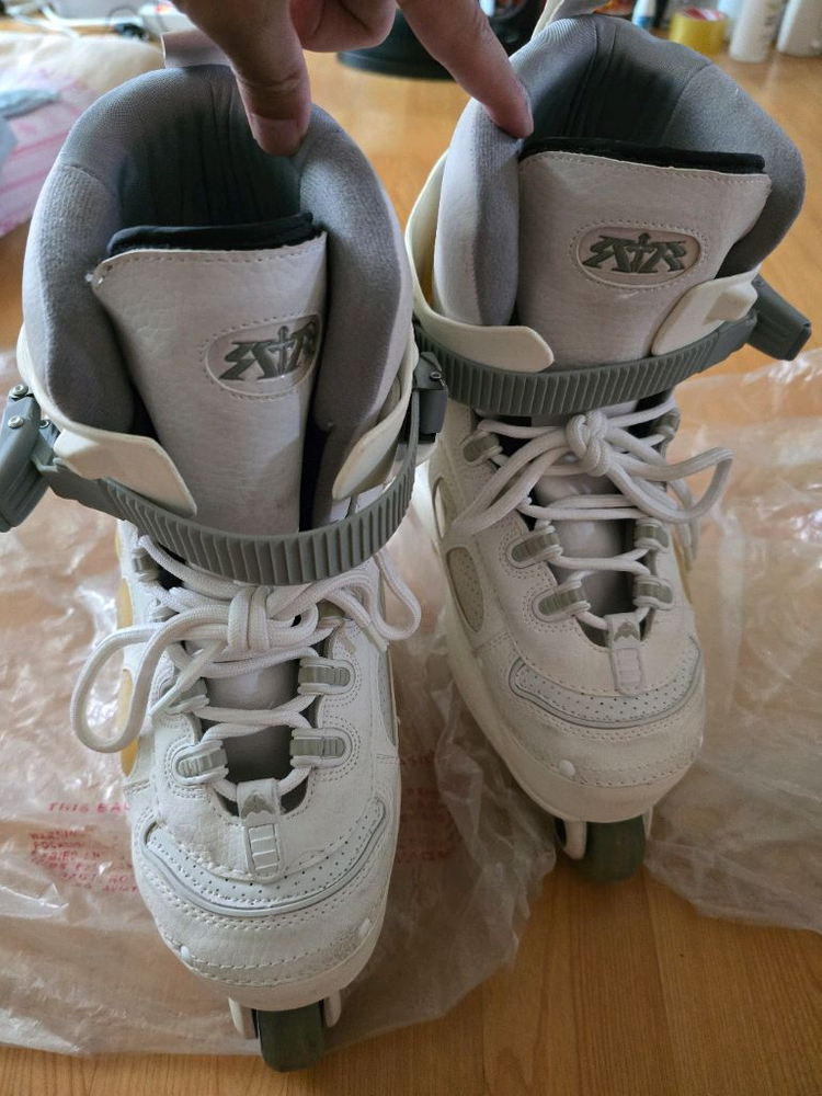 어그레시브인라인 이미지