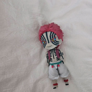 아카자 피규어