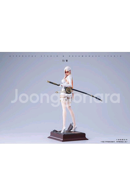 미개봉/hyperspace 블레이드 화이트 레진피규어--0