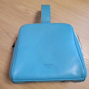 퀴스케 큐브 가방