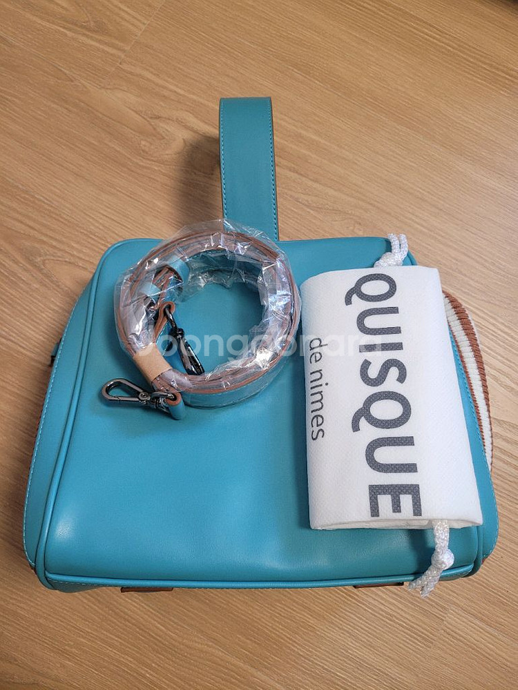 퀴스케 큐브 가방--4