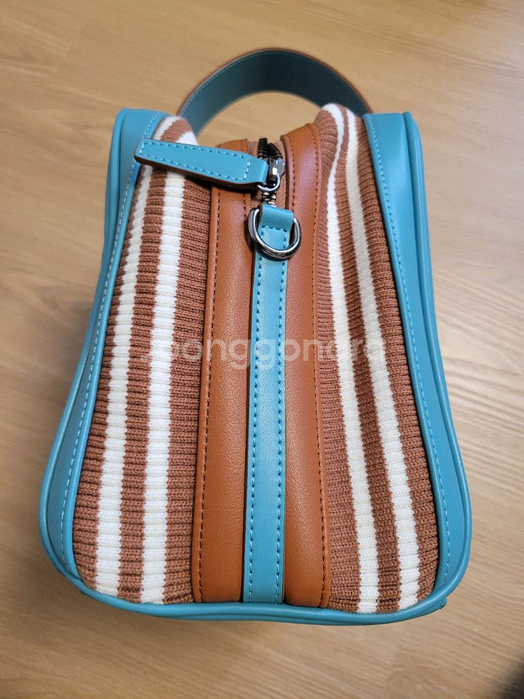 퀴스케 큐브 가방--1