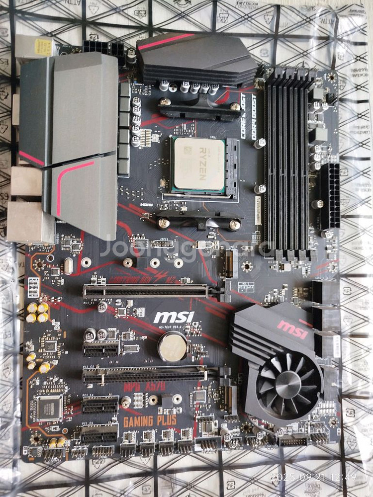 라이젠3700X,msi x570,ddr4 16gbx2팜--1