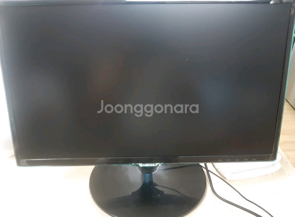 택배가능 대구 삼성 24인치 모니터 팜니다--2