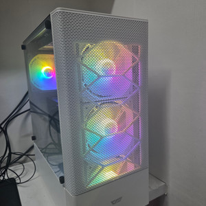 라이젠5600x RTX3070 게이밍컴퓨터 본체팝니다