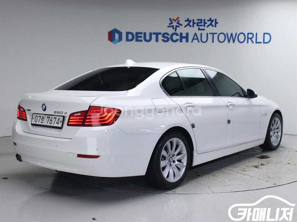 [BMW]5시리즈 (F10) 520d xDrive #앱--1