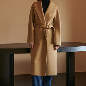 택달린 새상품)히비스커스블룸 핸드메이드 숄 코트