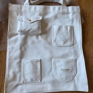 새상품.샤넬 뷰티 ㅡ 캔버스 에코가방