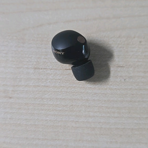 WF-1000XM5 왼쪽 유닛