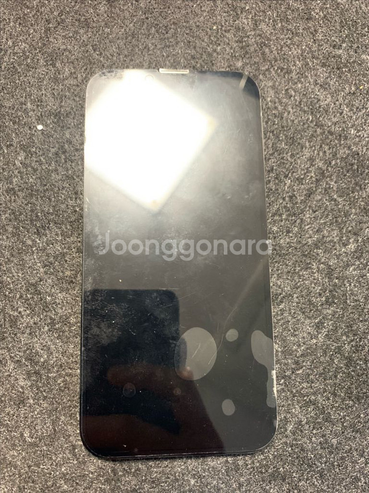 아이폰13pro 정품액정 탈거 문제있음--1