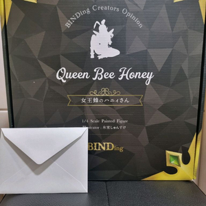 바인딩 꿀벌여왕 피규어