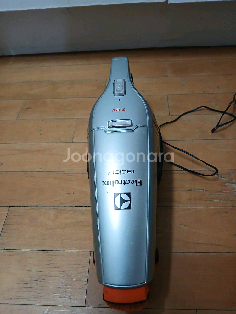 <부품용>일렉트로룩스 핸디청소기/ZB5106--2