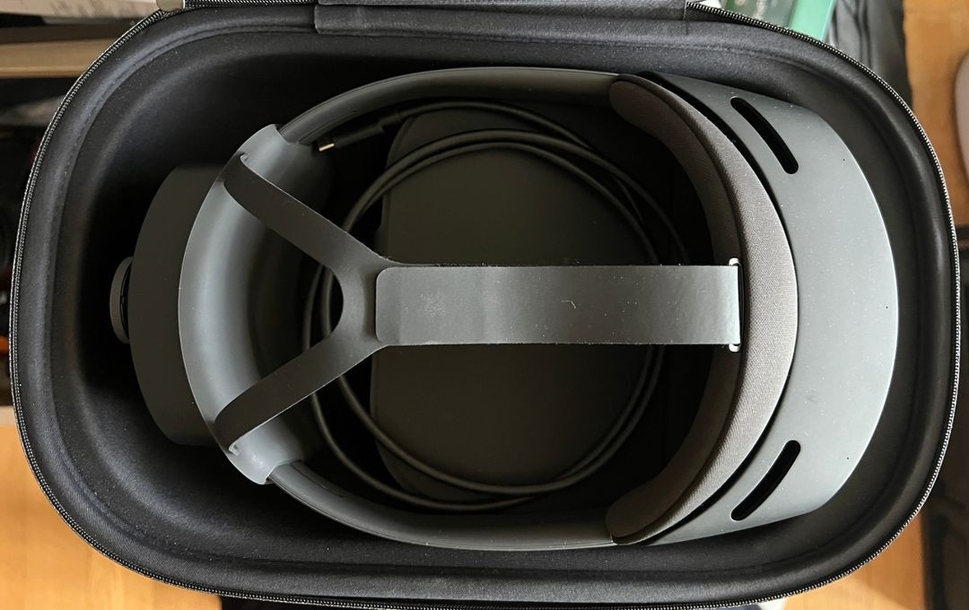 마이크로소프트 홀로렌즈 HoloLens 2 미개봉--3