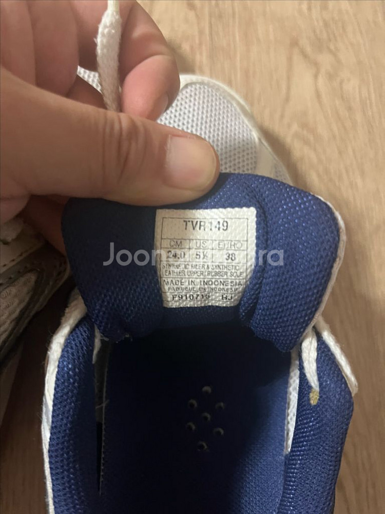 아식스 로테리브레 240size--7