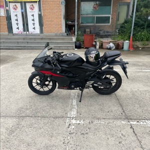 스즈키 gsxr125 오토바이