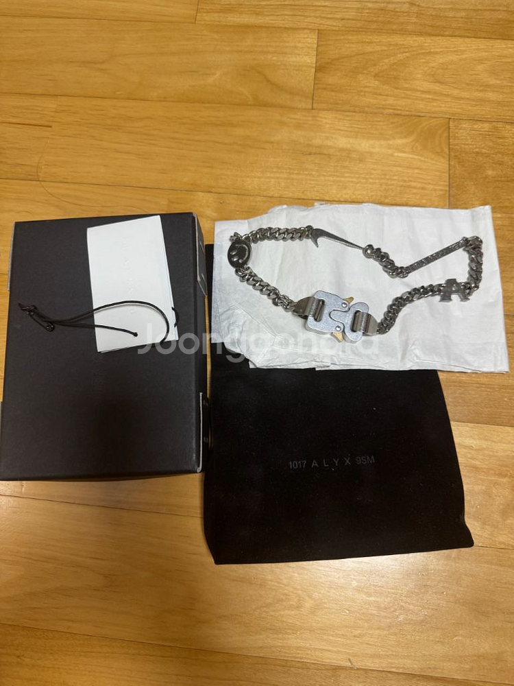 알릭스 히어로 목걸이--0