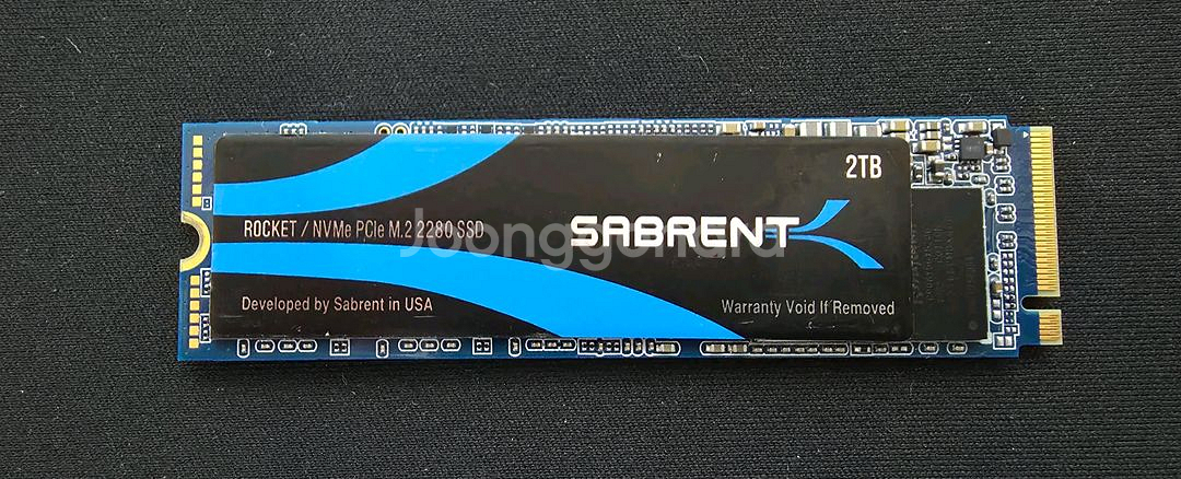 Sabrent 2TB M.2 NVMe SSD 팜.--0