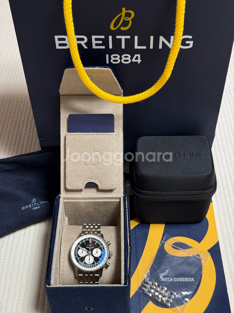 브라이틀링 내비타이머 B01 크로노그래프 43mm--6