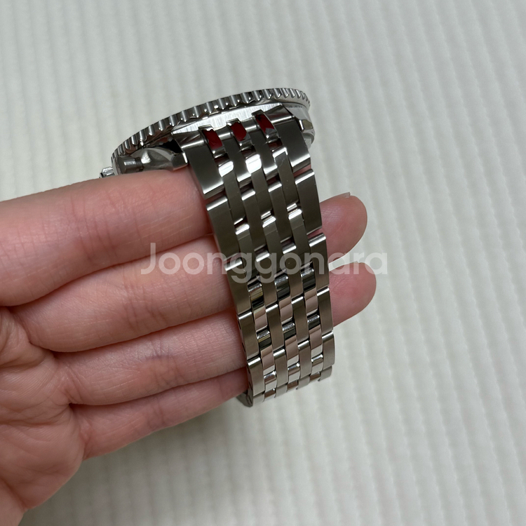 브라이틀링 내비타이머 B01 크로노그래프 43mm--5
