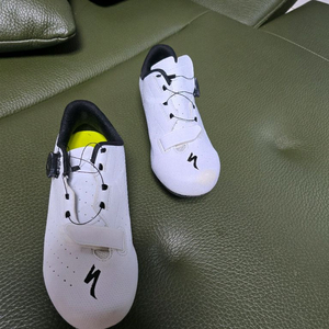 스페셜라이즈드 로드슈즈