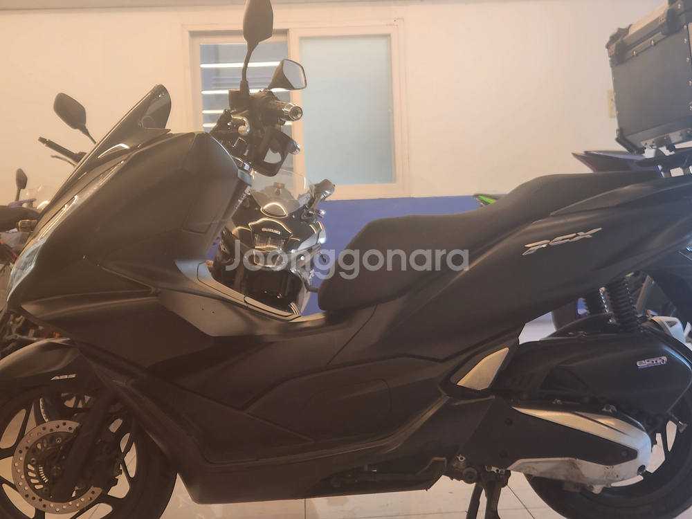 PCX125 22년식--1