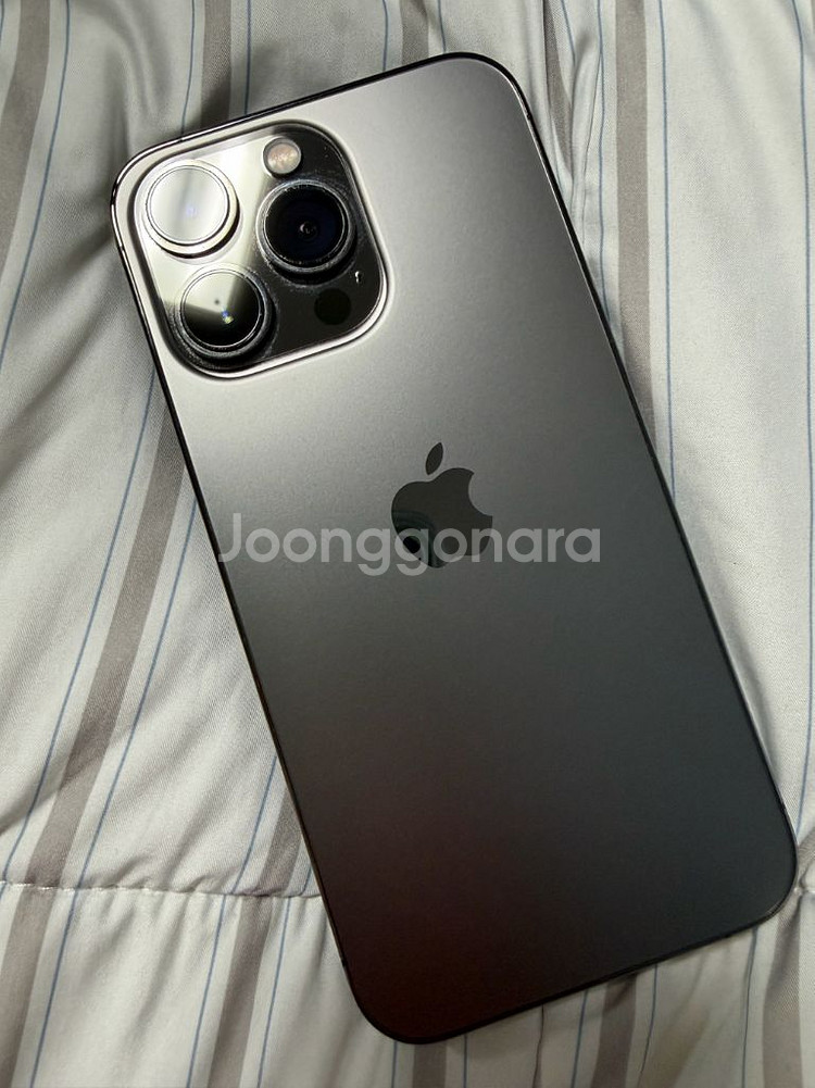 아이폰 13pro 256gb 자급제폰 팔아요--0