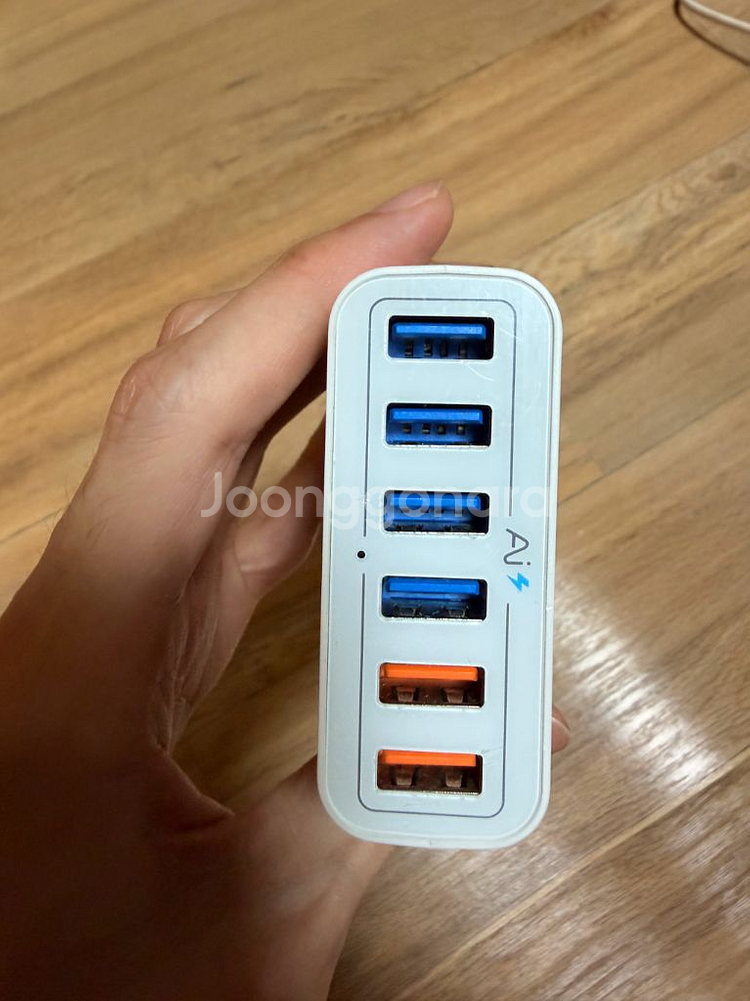 클레버 타키온 프로 고속 충전기 팝니다--1