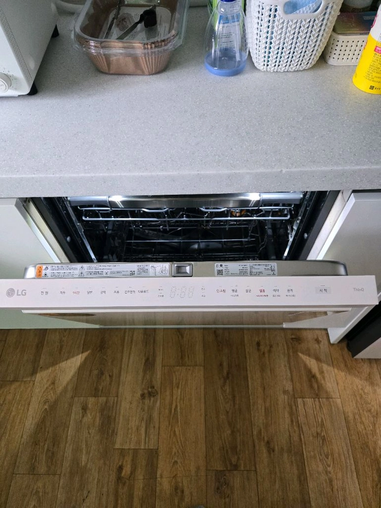 LG 디오스 AI 오브제컬렉션 식기세척기 이미지