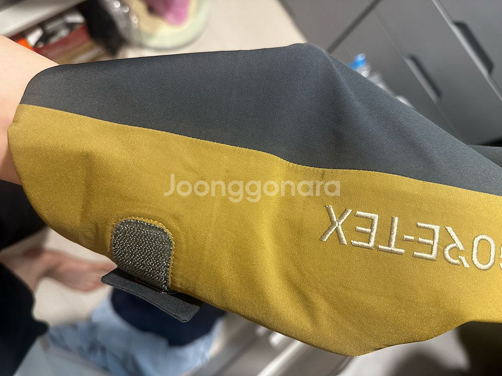 나이키 ACG 고어텍스 미저리릿지 해외M--4