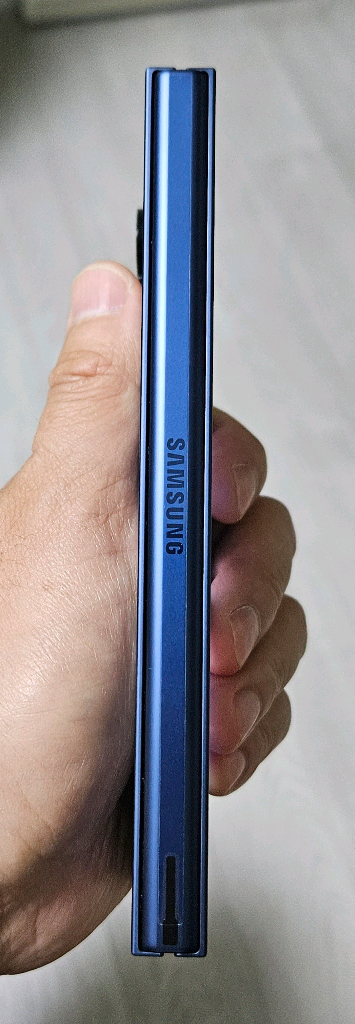 갤럭시 Z폴드6 블루 256GB A급 싸게 팝니다.--6
