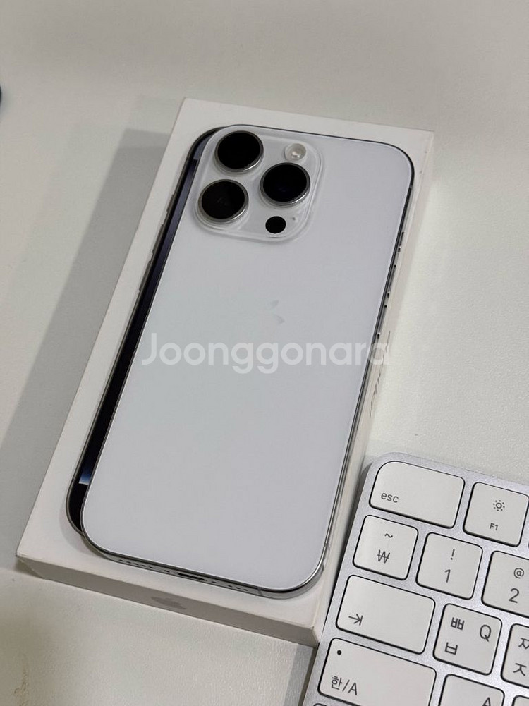 아이폰 16프로 화이트 128gb--0