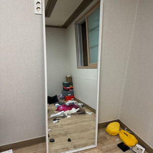전신 거울 , 금고