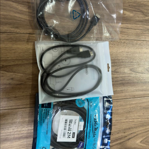 HDMI & 랜 케이블