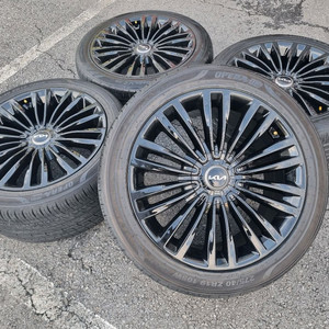 K9 19인치 블랙유광 휠타이어 팝니다