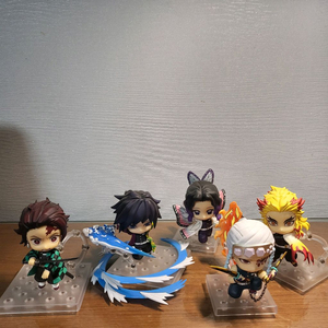 귀멸의칼날 넨도로이드 5종 일괄