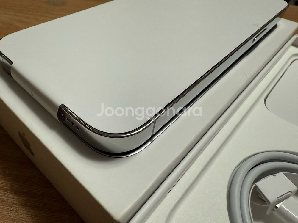 아이폰14 Pro Max 256GB 실버 리퍼 미사용--15